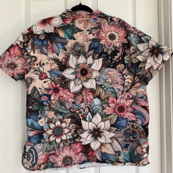 Men's Floral Burst Casual Shirt - Picture 2 of 2
